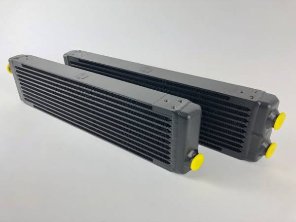 CSF - CSF Universal Signal-Pass Oil Cooler (RSR Style) - M22 x 1.5 - 24in L x 5.75in H x 2.16in W